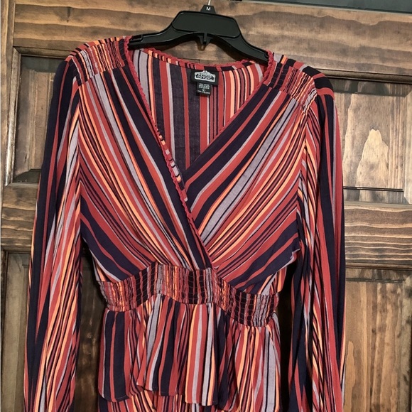 Angie Peplum Shirt - Picture 1 of 2